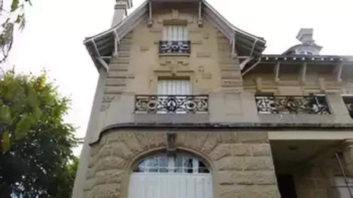 <p>Sablage de façade en pierre, Hauts-de-Seine</p>